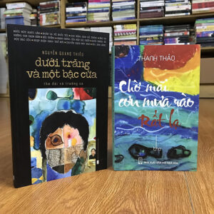 [Review] Combo tuyển thơ Thanh Thảo và Nguyễn Quang Thiều (Dưới Trăng Và Một Bậc Cửa + Chờ Mãi Cơn Mưa Rào Rất Lạ)